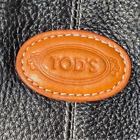Tod's full grain black leather tote bag details in brown leather - Picture 12 of 13